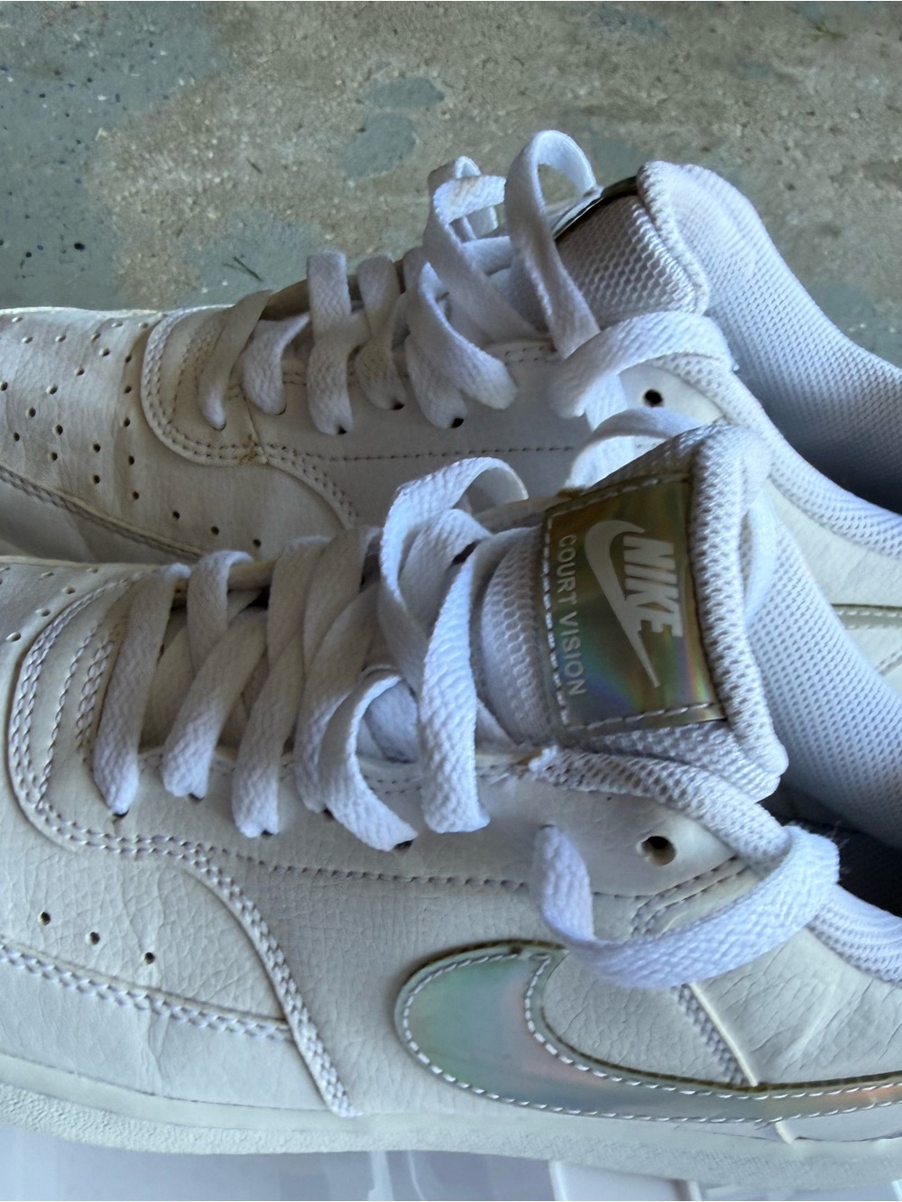 Nike women’s court vision White Low-Top Sneakers size 9.5